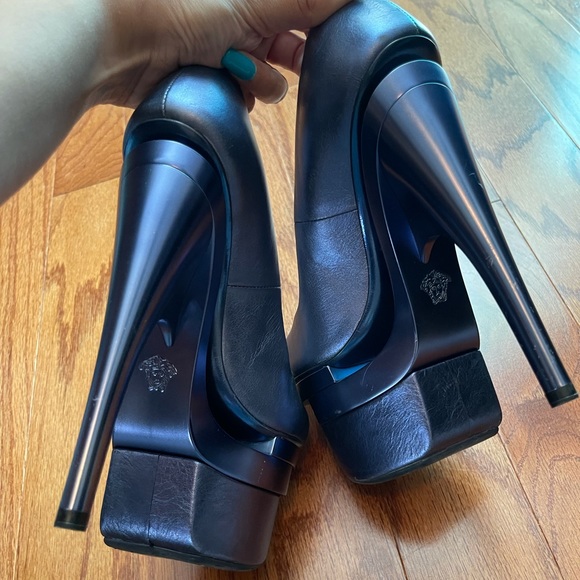 SkyHigh Versace Heels - Picture 3 of 10